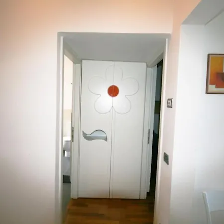 La Casa Di Cri Apartment *